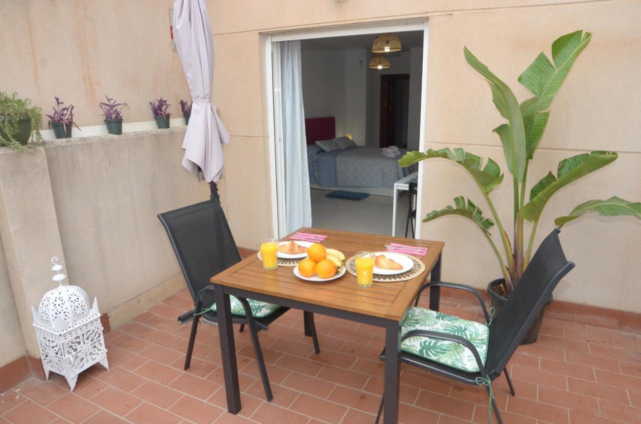 Habitacion Grande Con Terraza Privada, Malaga Centro Málaga Exterior foto