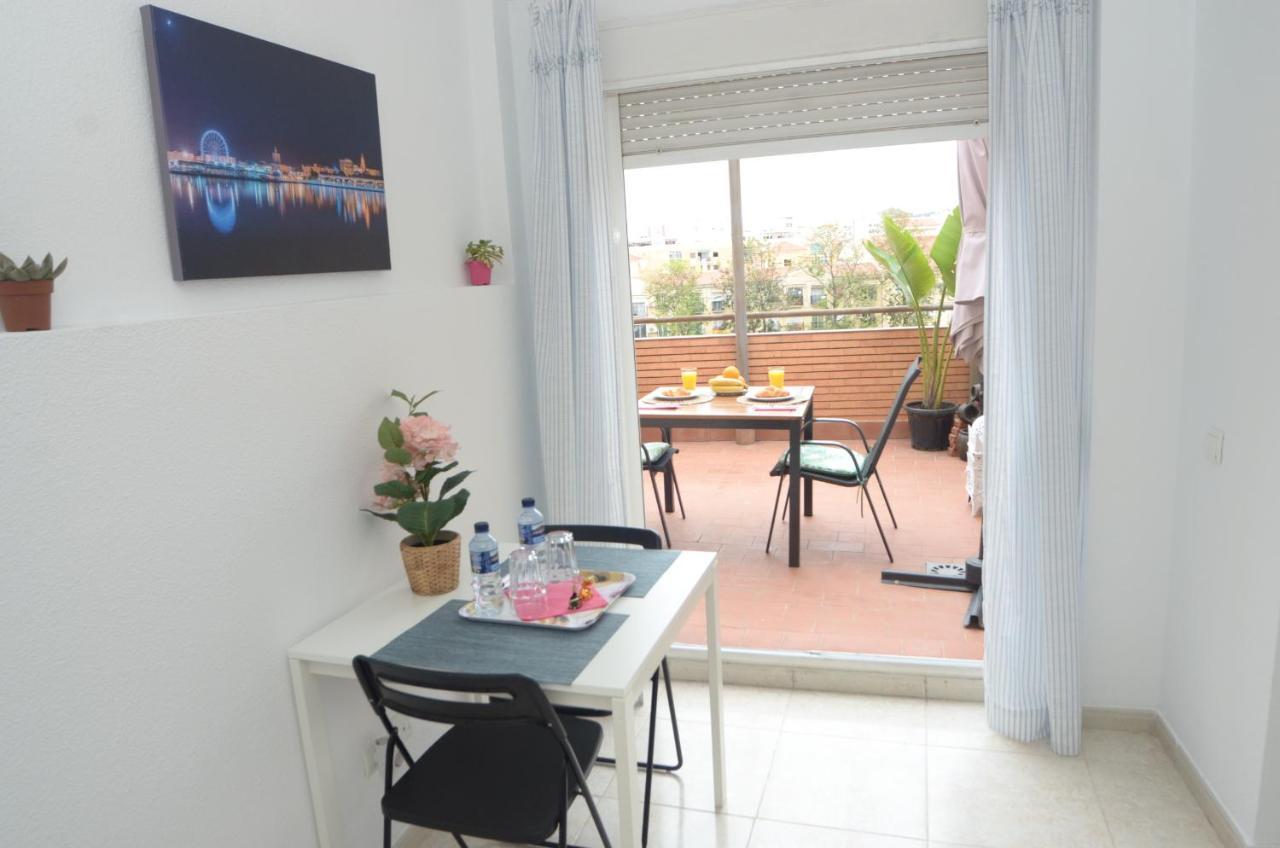 Habitacion Grande Con Terraza Privada, Malaga Centro Málaga Exterior foto